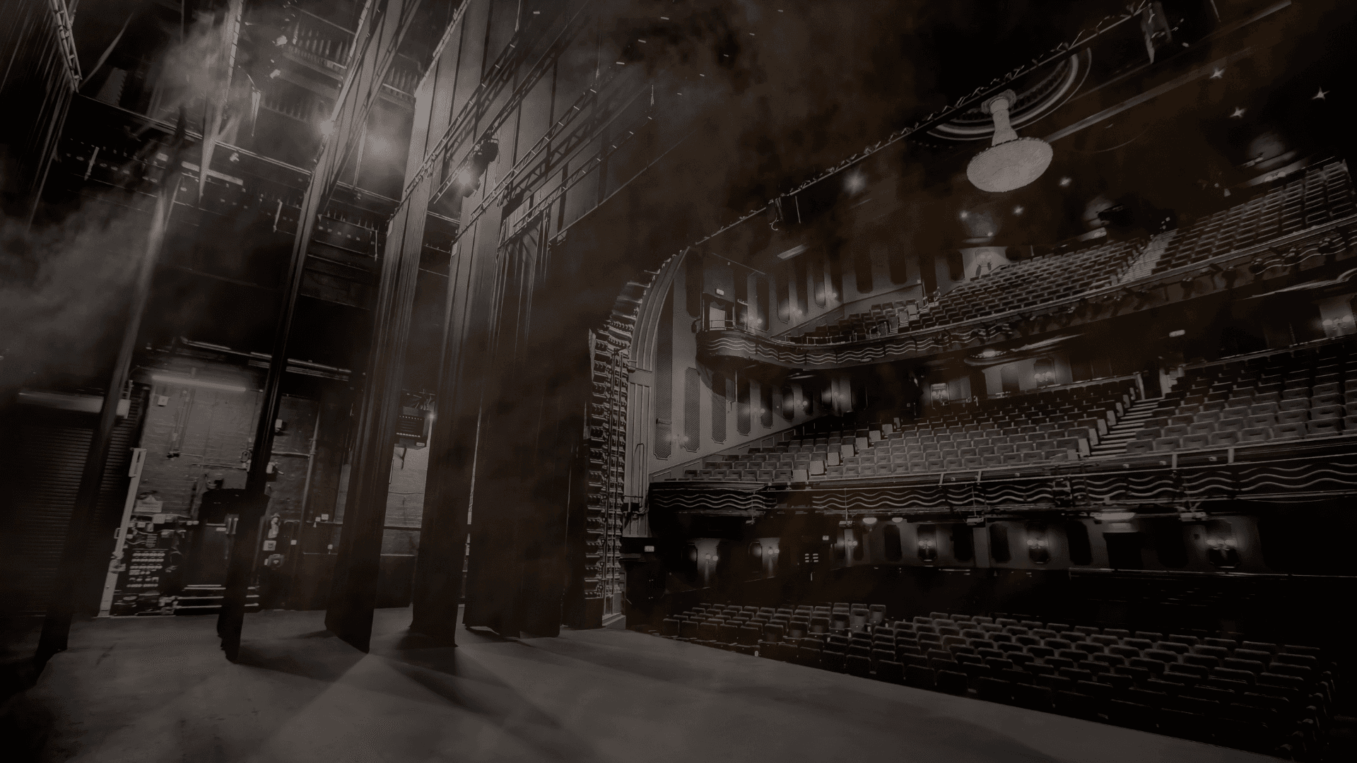 Theatre Tour - Ghost