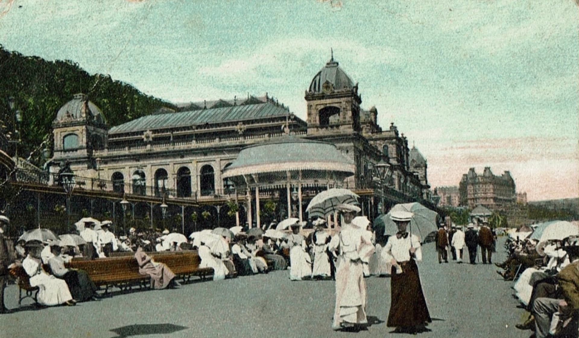 Sunday Best Parade