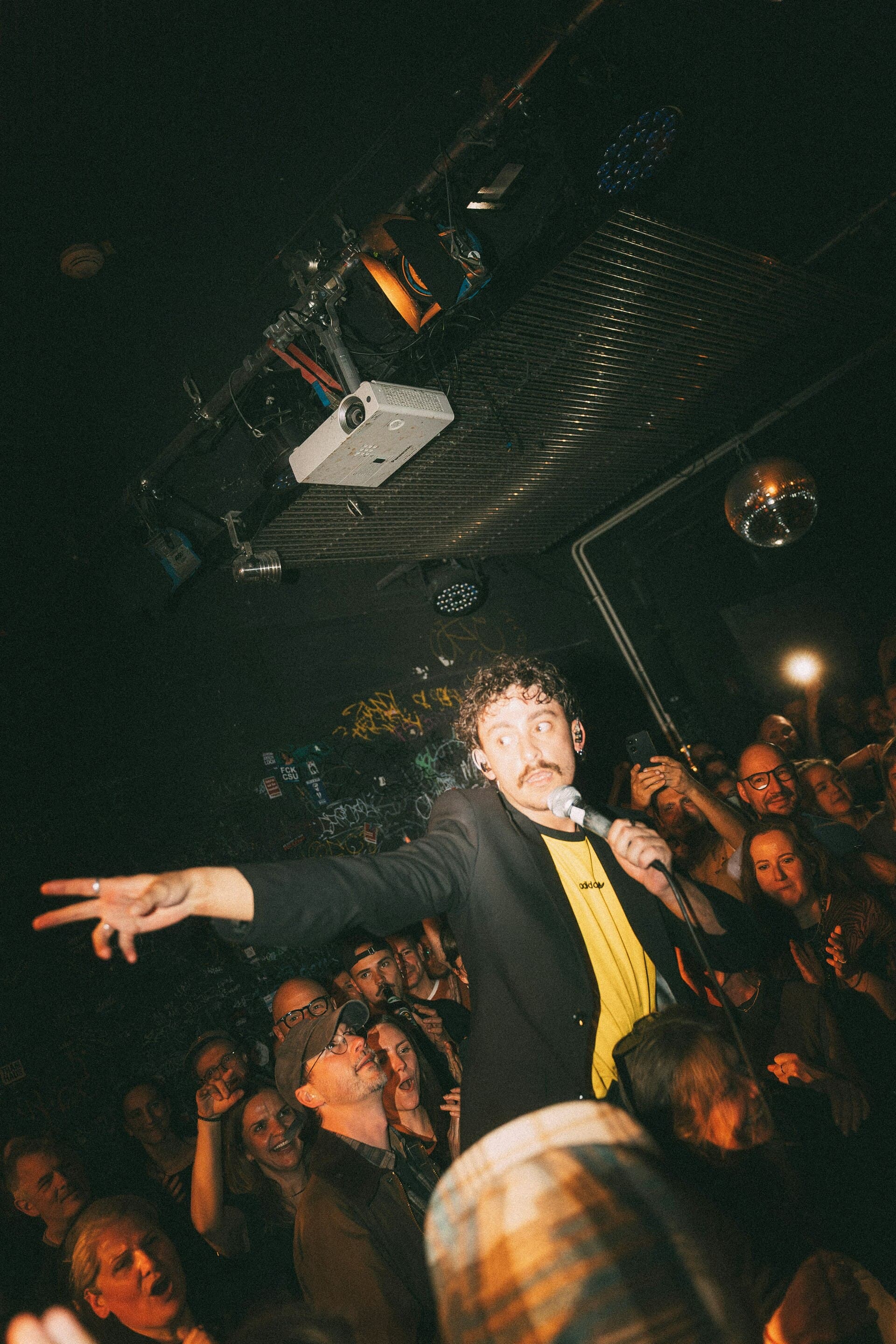 Antony Szmierek: Live Performance & Signing