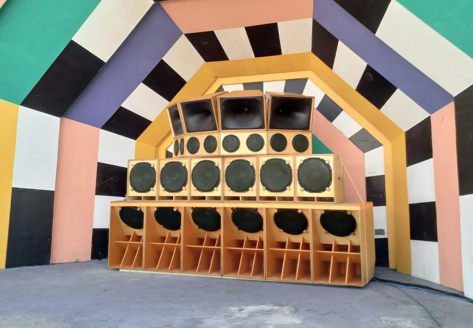 Skull Rub X High Hats X Felt Sound System