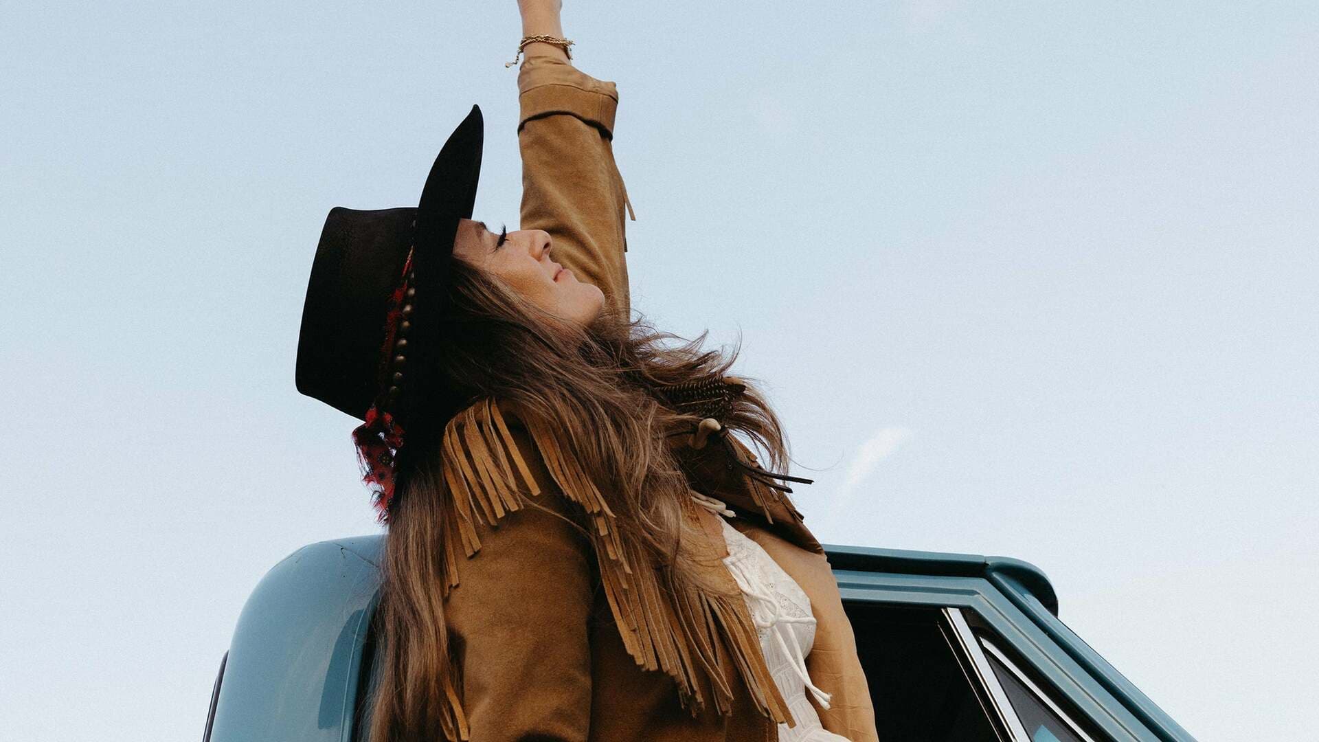 Alyssa Bonagura, Jackie Lee
