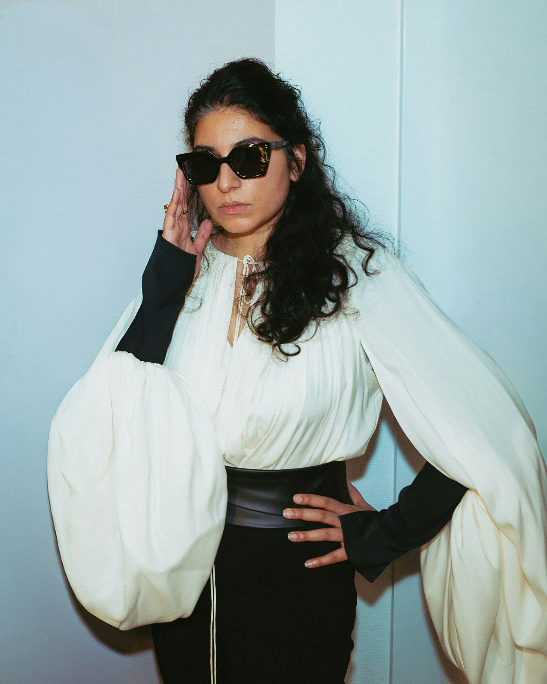 Arooj Aftab With London Contemporary Orchestra