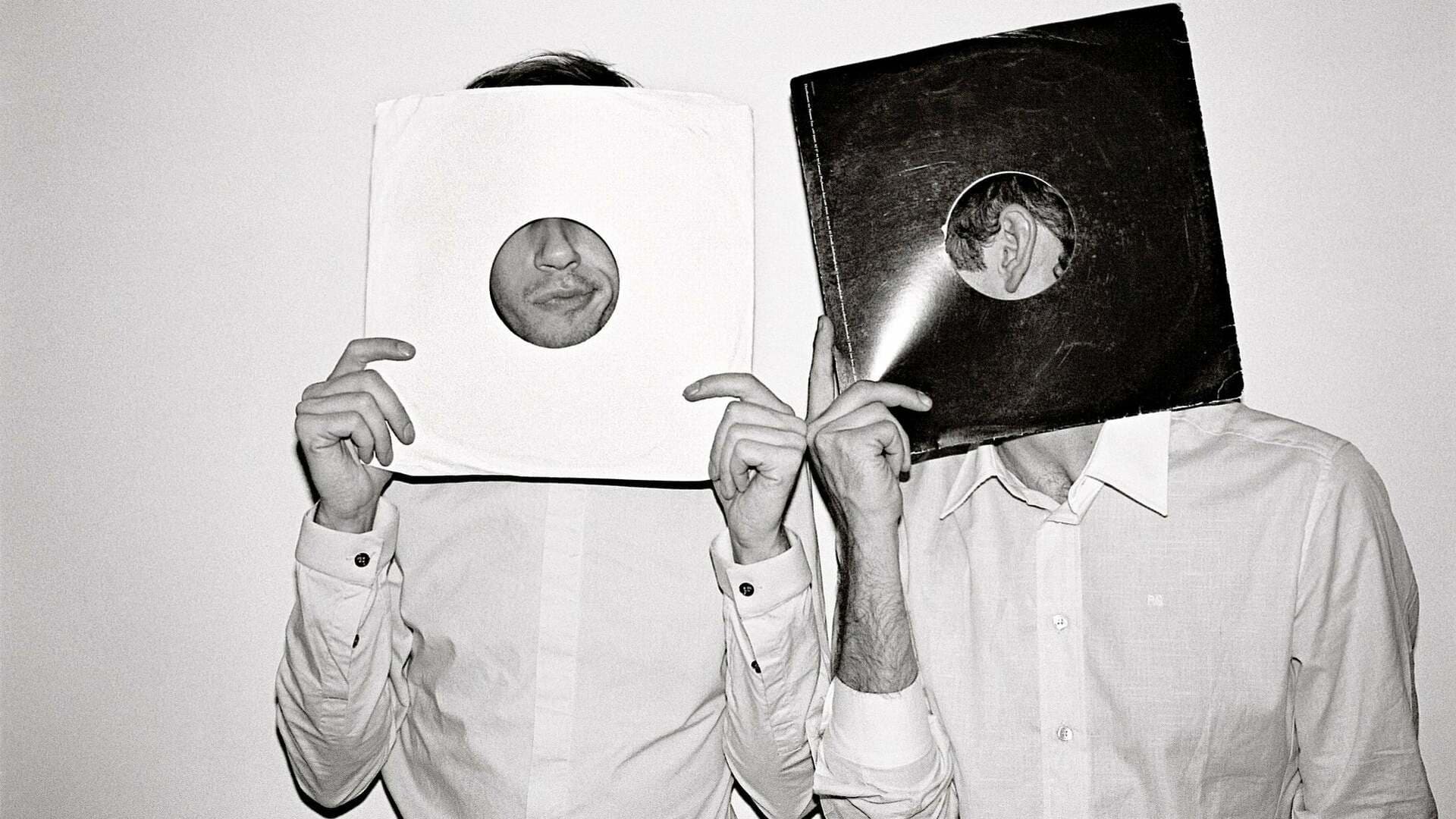 2ManyDJs