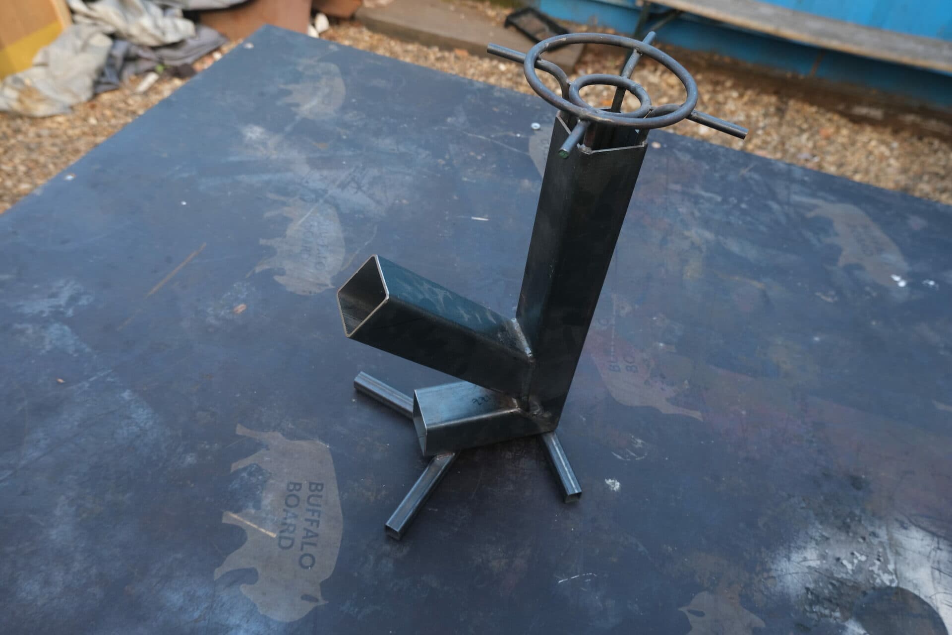 BBQ Rocket Stove: Metalwork - MIG Welding