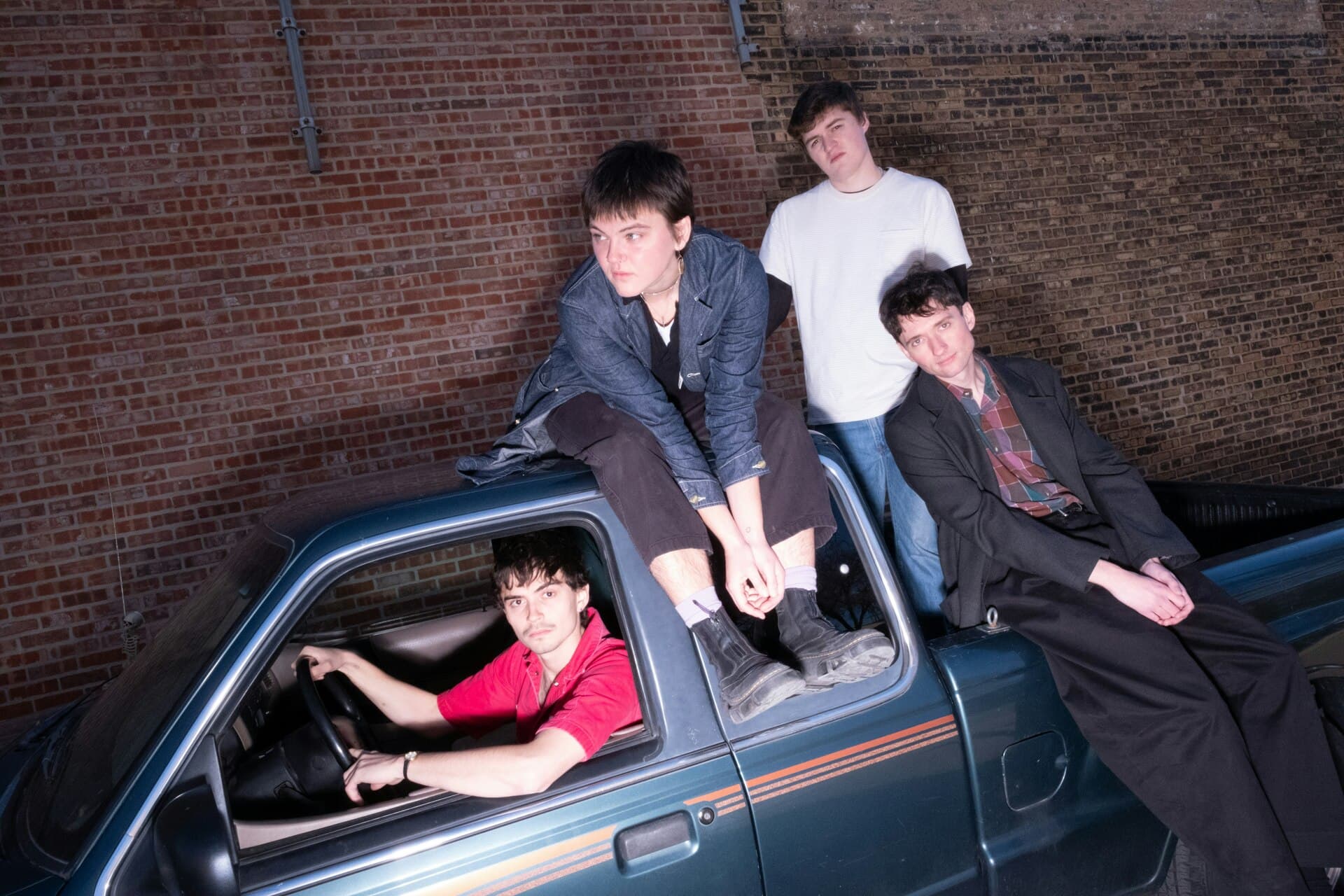 Friko: Live + Signing