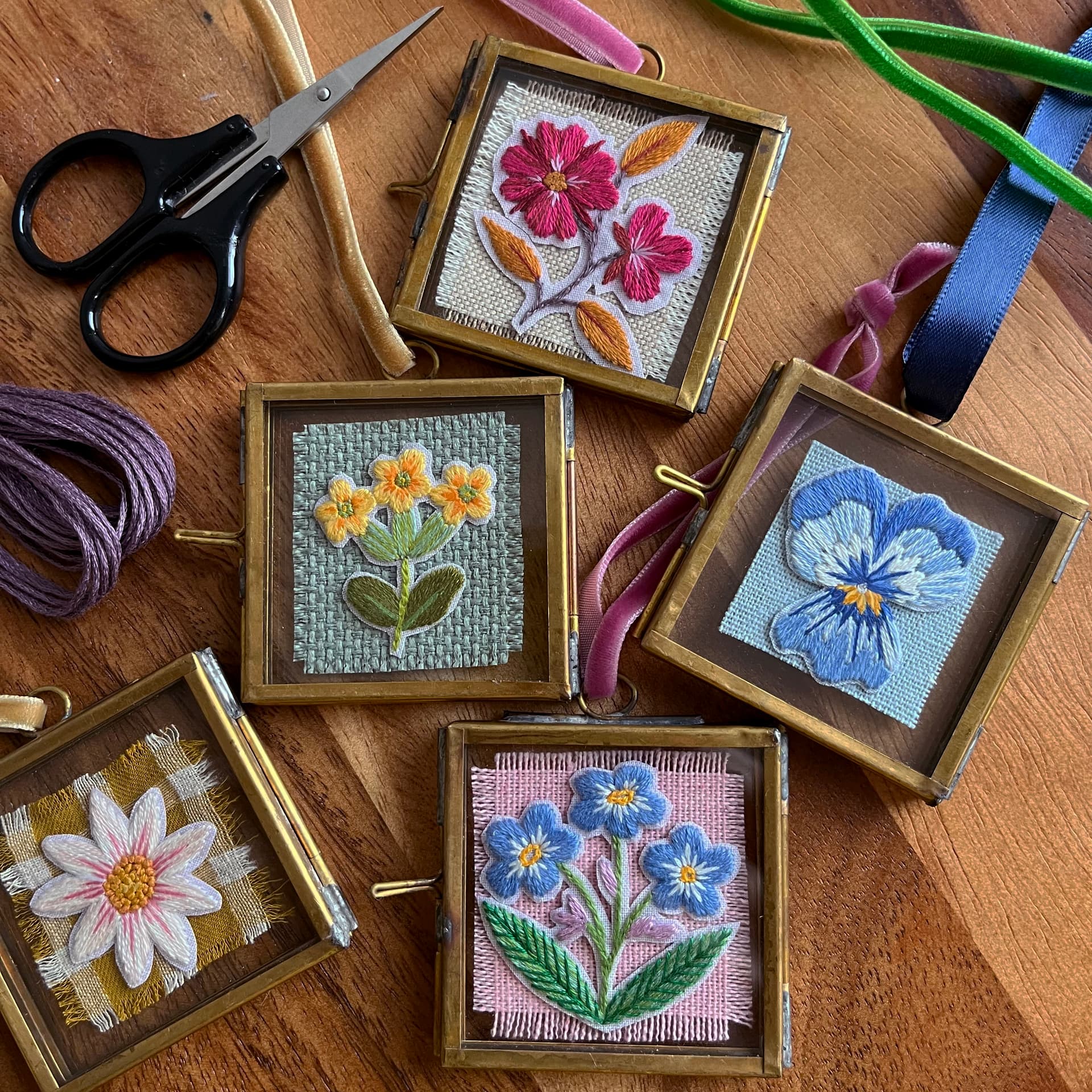 Adult Art Workshop: Make a Framed Floral Embroidery with Lucy Freeman
