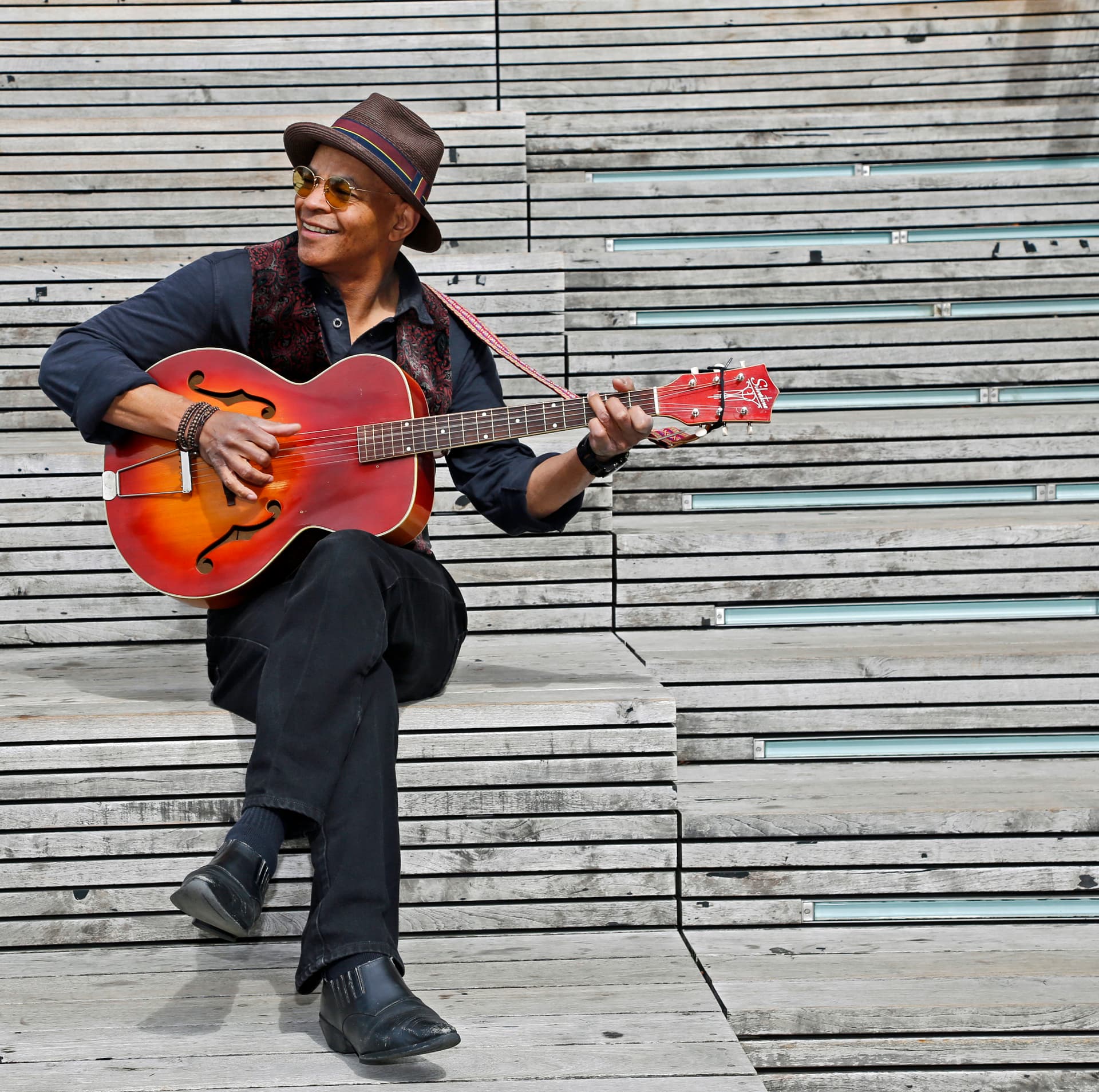Guy Davis