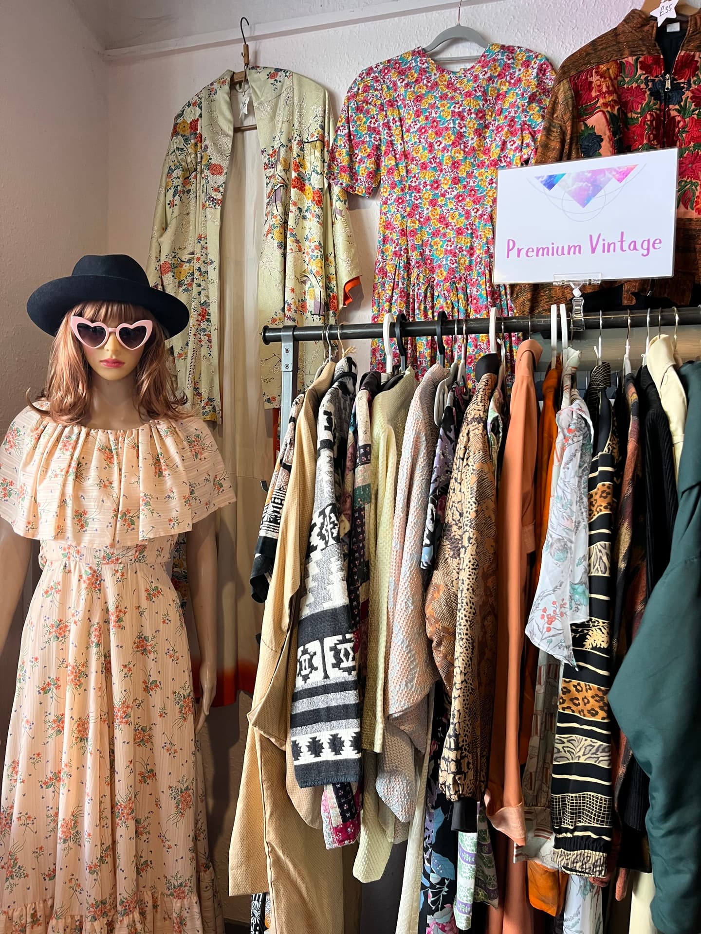 Conwy - Artisan, Vintage, Flea Market