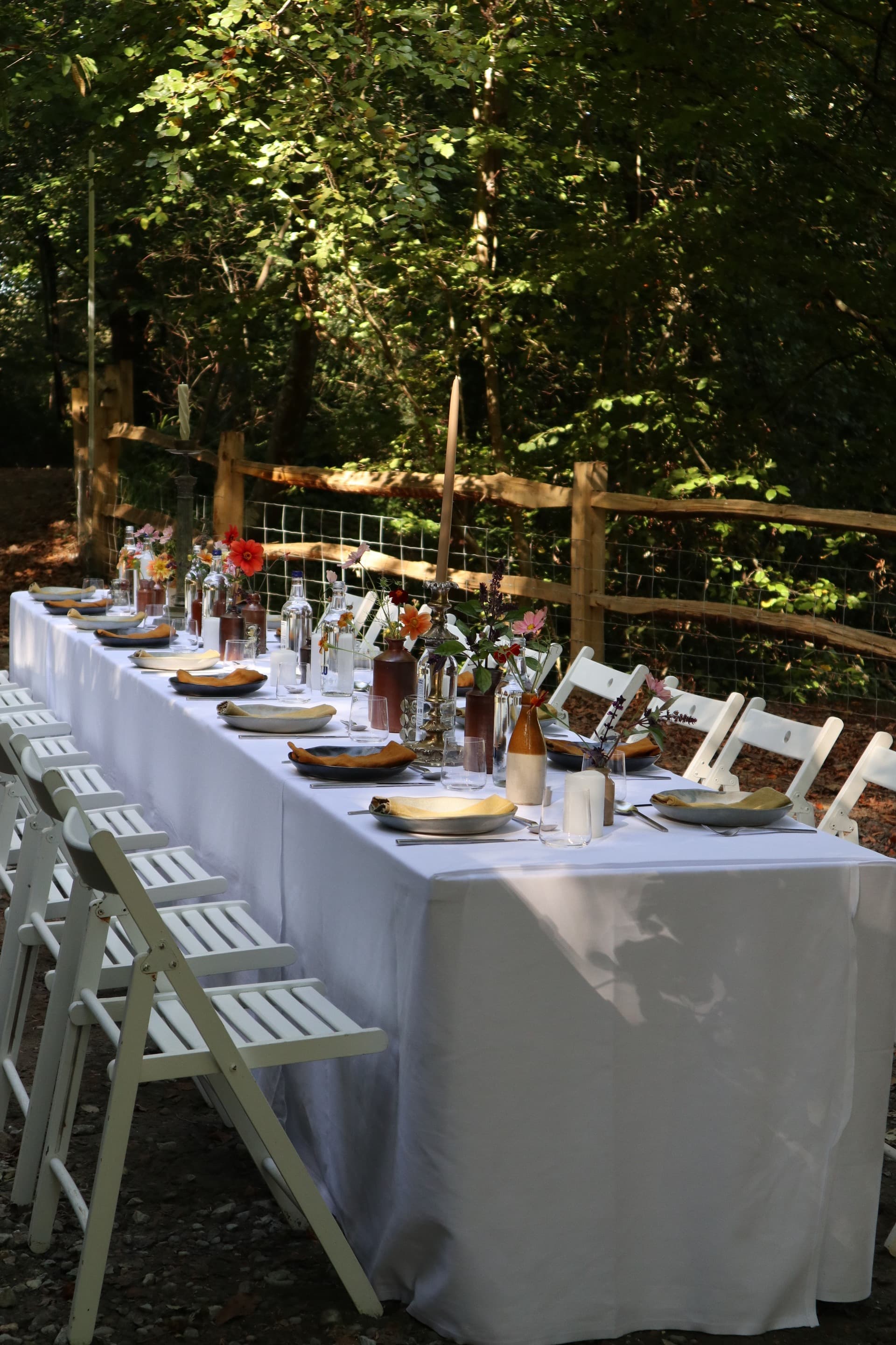 Forest Feast: Firelight Dining by Simon Stallard