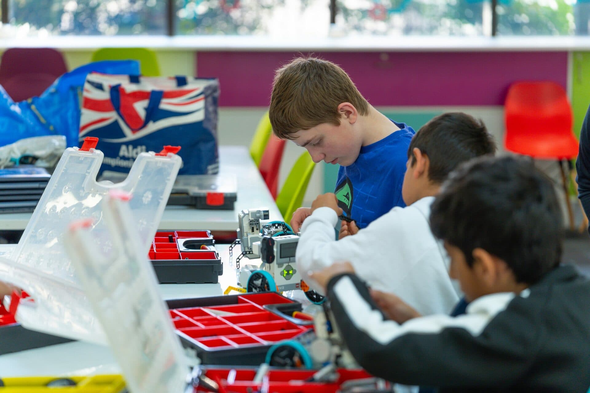 Ozobots Summer Beach Maze at Hainault Library