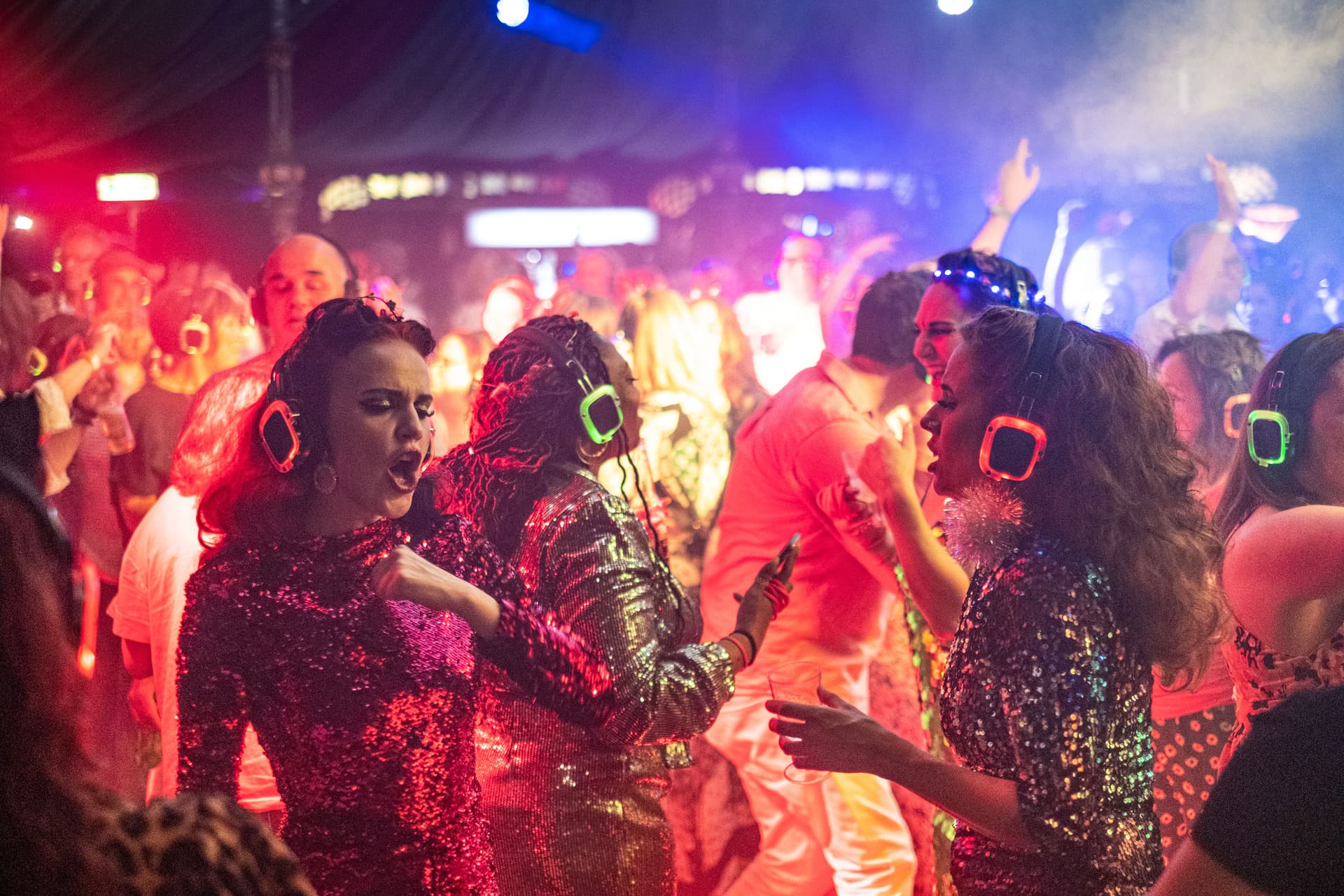 Spiegeltent: Silent Disco