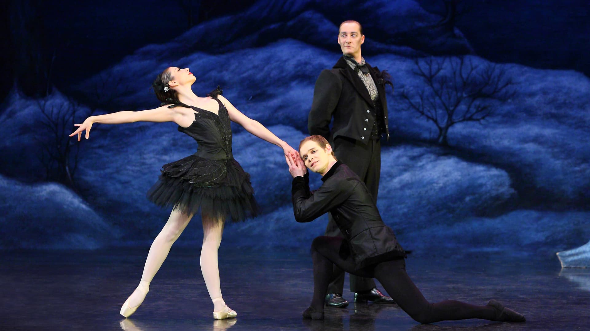English Youth Ballet - Swan Lake