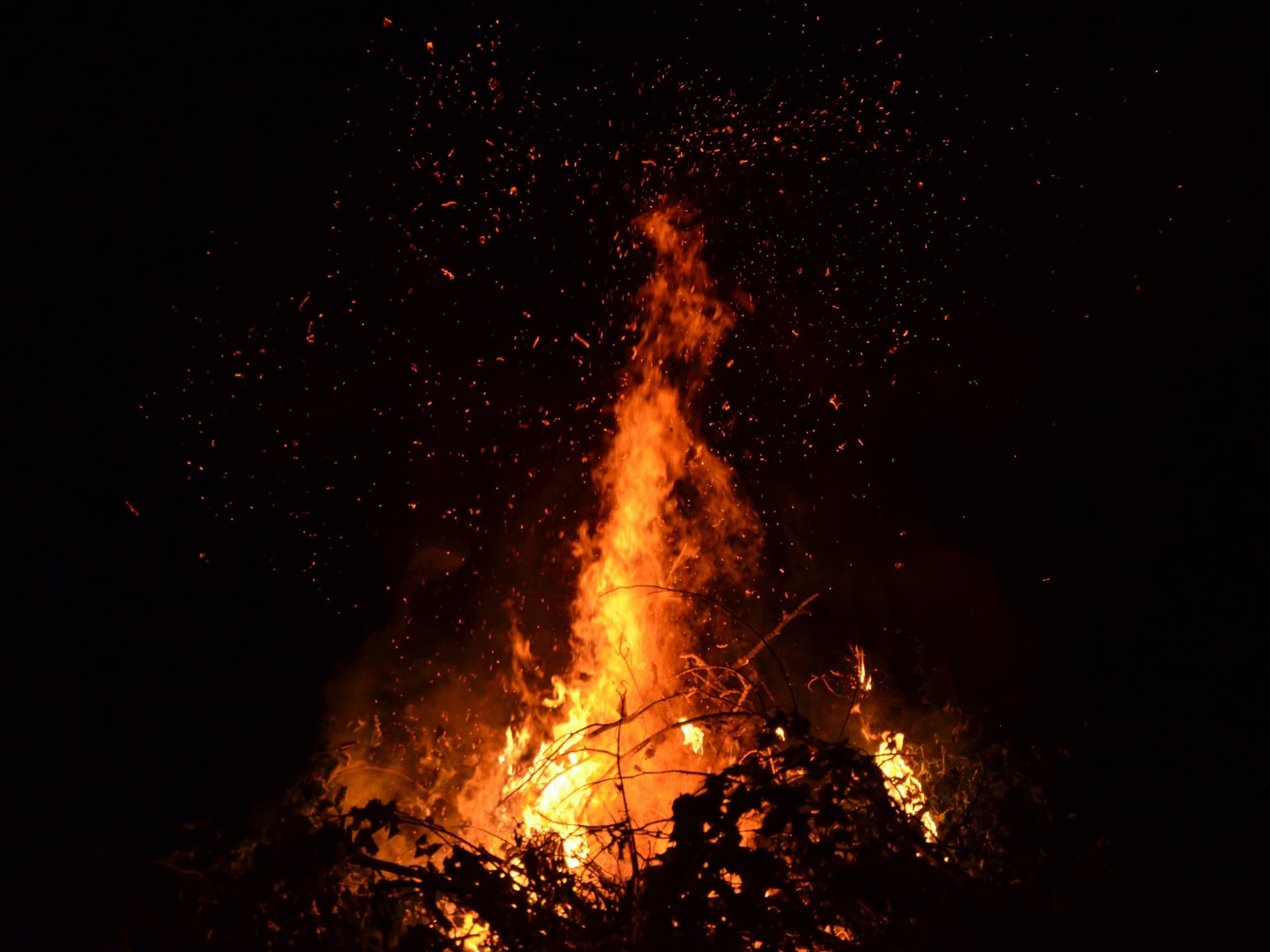 Leigh Rufc Bonfire and Fireworks Extravaganza